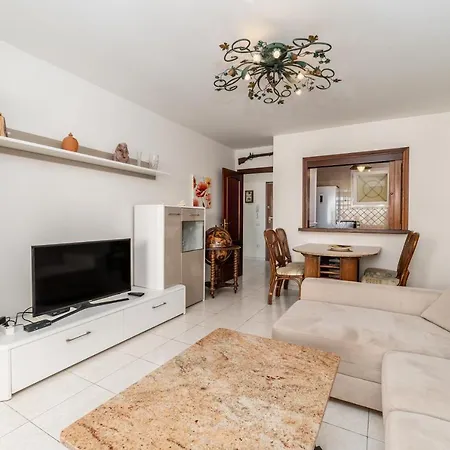 Tropical * Los Cristianos (Tenerife)