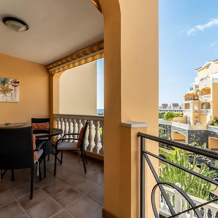 Tropical * Los Cristianos